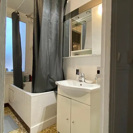 En Compartido - - Ubicacion Perfecta Quarto em Acomodações Particulares *